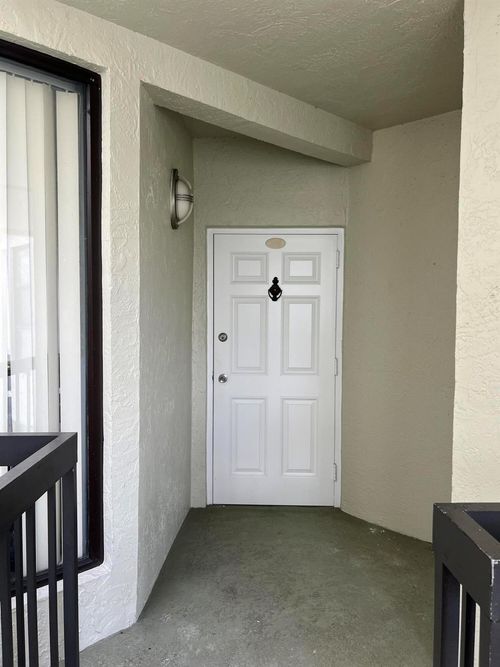 apt-204-6417 La Costa Dr, Boca Raton, FL, 33433-6687 | Card Image