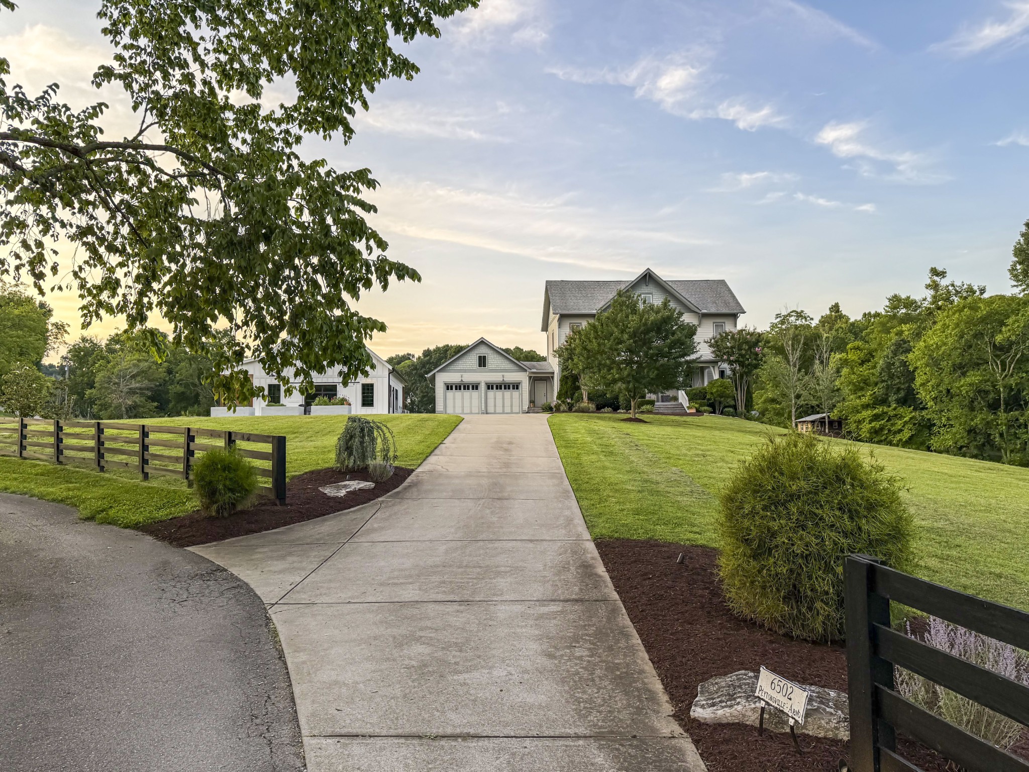 Residential in College Grove 2