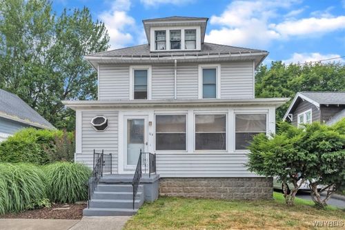 124 Evans St, Amherst, NY, 14221-5528 | Card Image