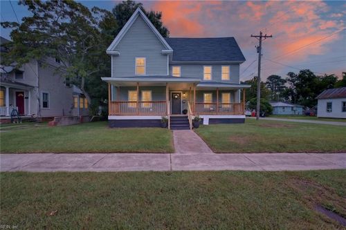 116 E Broad St, Elizabeth City, NC, 27909-3665 | Card Image