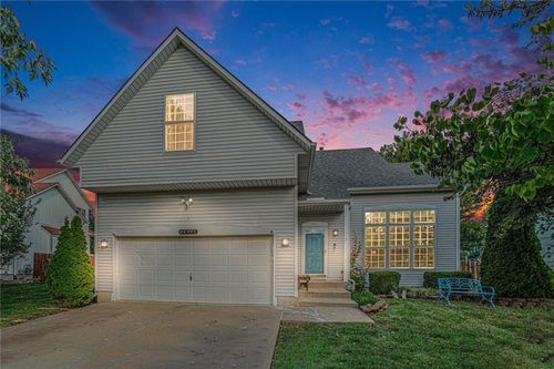 18413 Sycamore Ct, Gardner, KS, 66030-9456 | Card Image