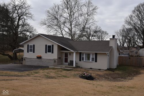 9 Locksley Ct, Bedford, IN, 47421-9230 | Card Image