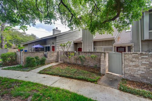 7131 Brendam Ln, Houston, TX, 77072-4532 | Card Image