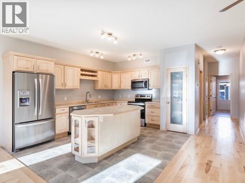 55 Wyvern Ave, Whitehorse, YT, Y1A0T6 | Card Image