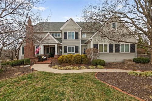 3700 W 153rd St, Leawood, KS, 66224-3847 | Card Image