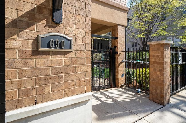 APT-3C - 650 2 Nd St, Condo with 3 bedrooms, 2 bathrooms and null parking in Hoboken NJ | Image 17