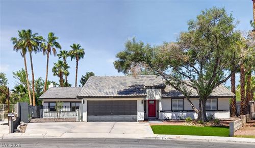 2243 Marlboro Dr, Henderson, NV, 89014-3771 | Card Image