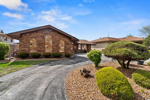 16026 90th Ave, Orland Hills, IL, 60487-5910 | Card Image
