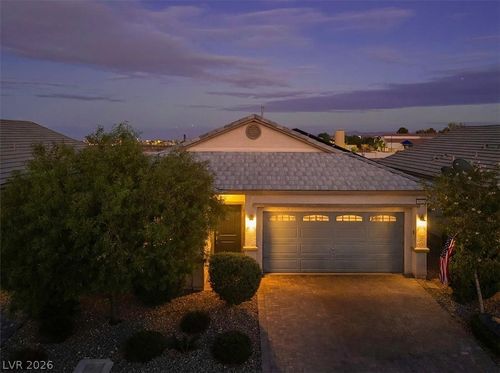 8014 Tulip Bulb St, Las Vegas, NV, 89113-3690 | Card Image