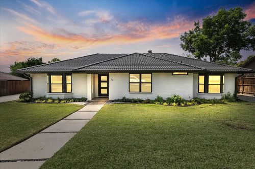29 Crestwood Dr, Trophy Club, TX, 76262-5635 | Card Image