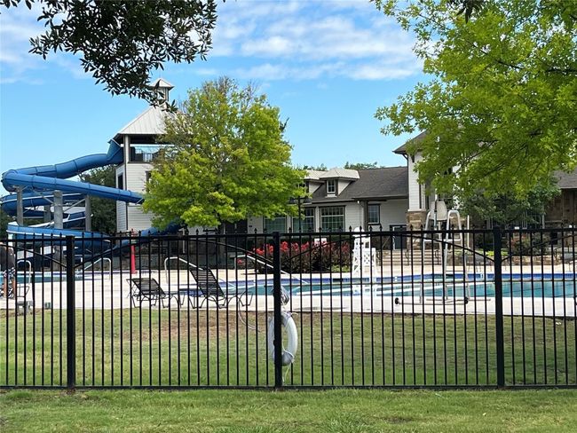 Cool off in the community pool and water park | Image 21