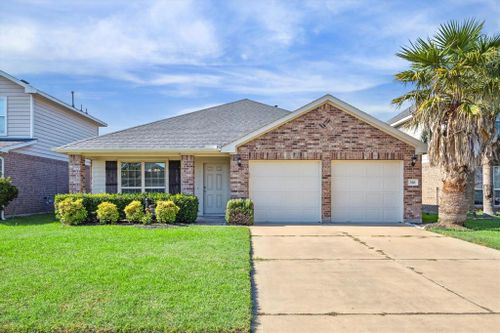 330 Gulf Winds Drive, Bacliff, TX, 77518 | Card Image