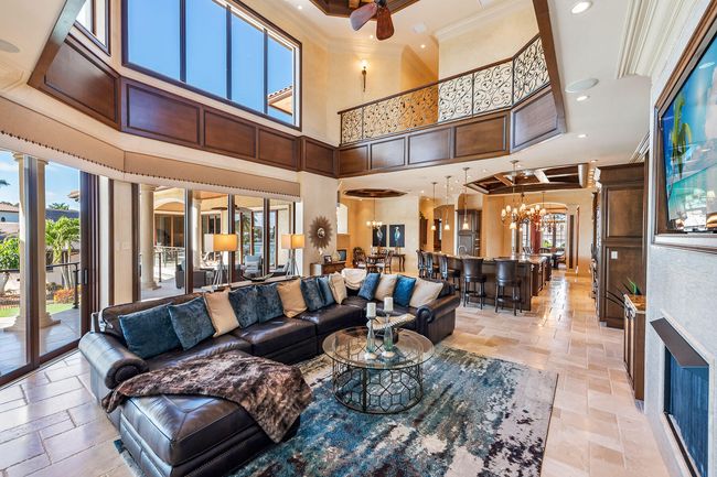 1547 Caxambas Dr, House other with 5 bedrooms, 7 bathrooms and null parking in Marco Island FL | Image 7
