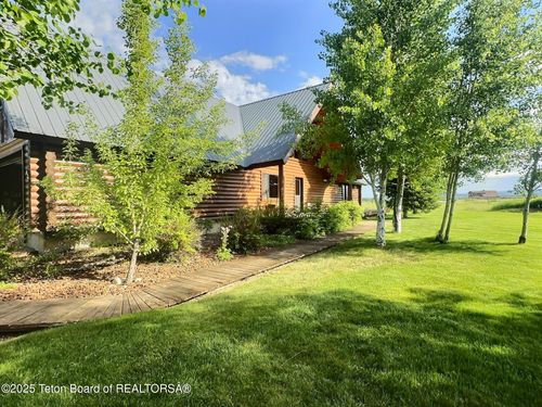 876 Wild Cat Canyon Loop, Driggs, ID, 83422-4815 | Card Image