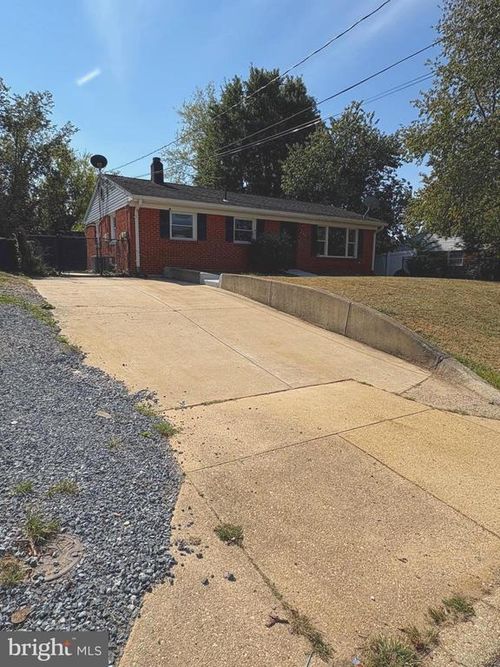 2901 Capri Dr, FORT WASHINGTON, MD, 20744-2257 | Card Image