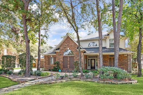 2 Great Laurel Court, The Woodlands, TX, 77381 | Card Image