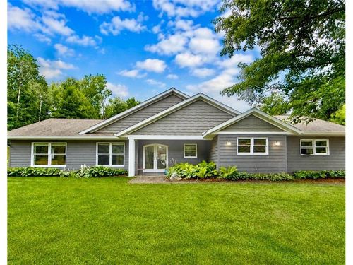 873 170th Ave, New Richmond, WI, 54017-7139 | Card Image