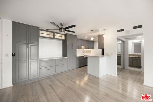 306-412 N Bellflower Blvd, Long Beach, CA, 90803 | Card Image