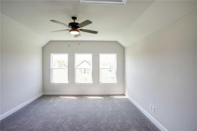 150 Raptor Beak Way, House other with 3 bedrooms, 3 bathrooms and 2 parking in Cedar Creek TX | Image 18