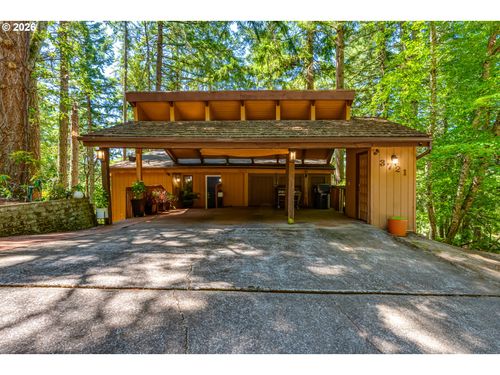 3721 Pine Canyon Dr, Eugene, OR, 97405 | Card Image
