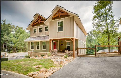 1115 Anastasia Way, Gatlinburg, TN, 37738-2024 | Card Image