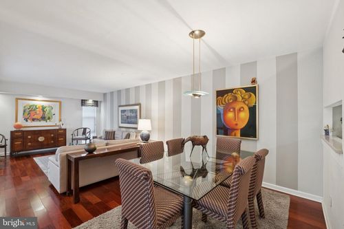 apt-15b-130 Spruce St, PHILADELPHIA, PA, 19106-4338 | Card Image