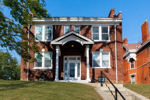 3025 Gilbert Ave, Cincinnati, OH, 45206 | Card Image