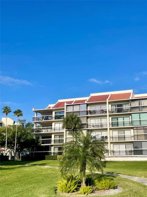 apt-202-7893 Sailboat Key Blvd S, SOUTH PASADENA, FL, 33707-6321 | Card Image