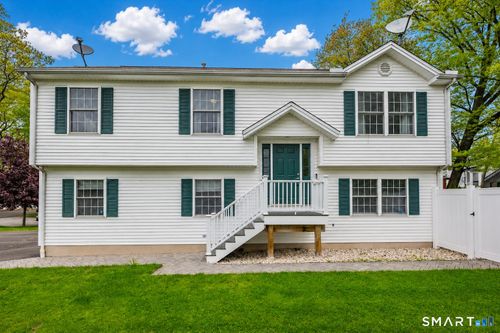 43 Oak St, Wolcott, CT, 06716-3313 | Card Image