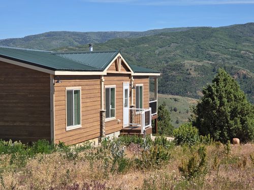 2924 N Water Canyon Ave, Huntsville, UT, 84317 | Card Image