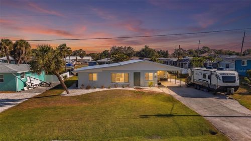 1495 S Maryknoll Rd, ENGLEWOOD, FL, 34223-4331 | Card Image