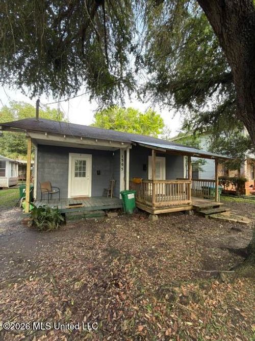 1505 Roosevelt St, Pascagoula, MS, 39567-6459 | Card Image