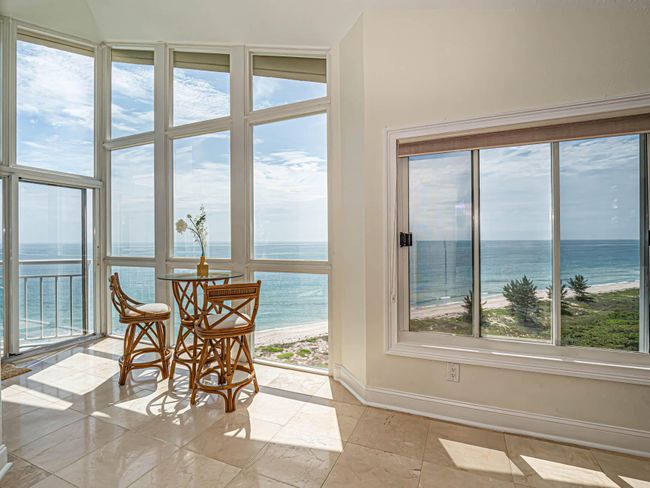 PH6 - 3870 N Highway A1a, Condo with 2 bedrooms, 2 bathrooms and null parking in Hutchinson Island FL | Image 15