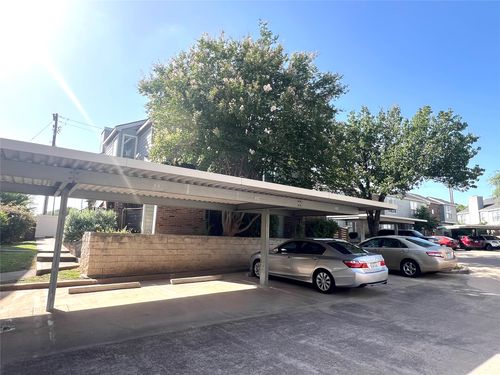 8b-2018 W Rundberg Ln, Austin, TX, 78758-5972 | Card Image