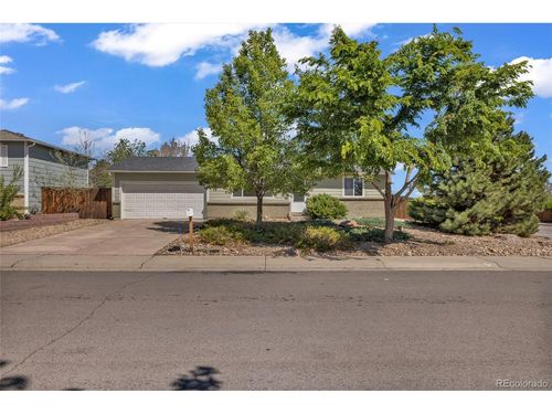 15949 E Brunswick Dr, Aurora, CO, 80013-1839 | Card Image