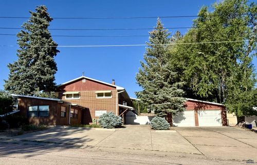 305 E Philadelphia St, Rapid City, SD, 57701-1658 | Card Image