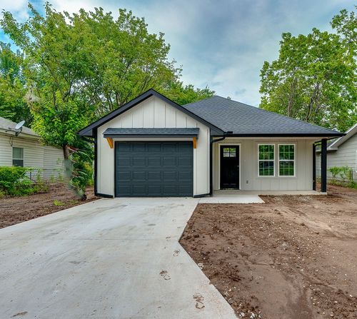 1319 Wolfe Ln, Ada, OK, 74820-2924 | Card Image