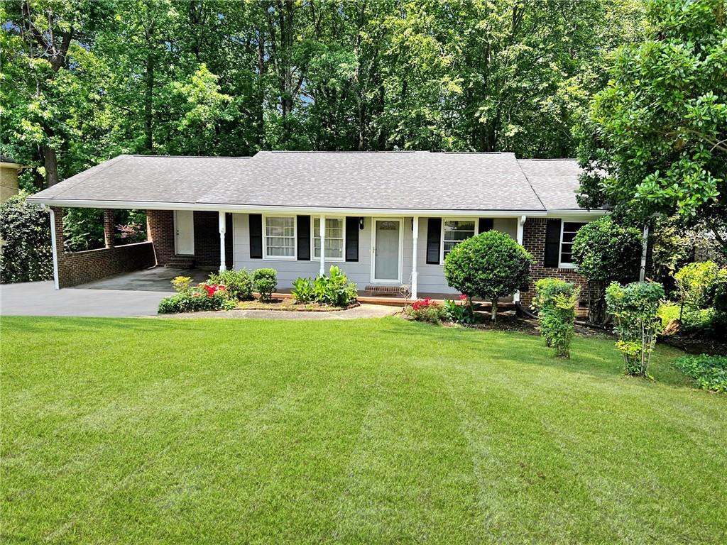 Effingham Dr, East Point, GA 30344