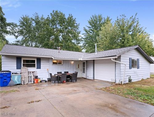 2653 Fairfax St, Streetsboro, OH, 44241-5112 | Card Image