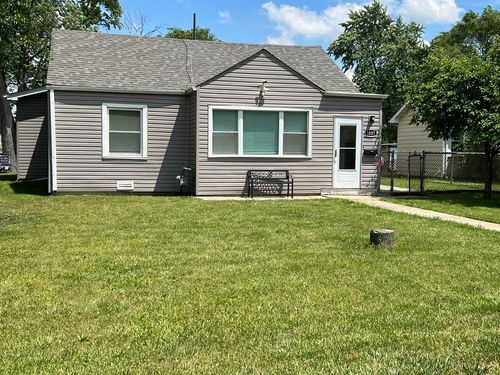 2057 Emerson Ave, Melrose Park, IL, 60164-2012 | Card Image