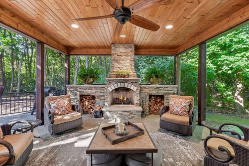 9260 Red Oak Dr, Victoria, MN, 55386-4515 | Card Image