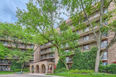 212 - 111 S Baybrook Drive, Condo with 2 bedrooms, 2 bathrooms and 2 parking in Palatine IL | Image 3