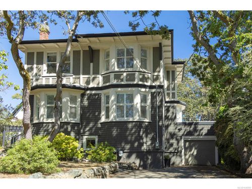 1391 Victoria Ave, Oak Bay, BC, V8S4P4 | Card Image
