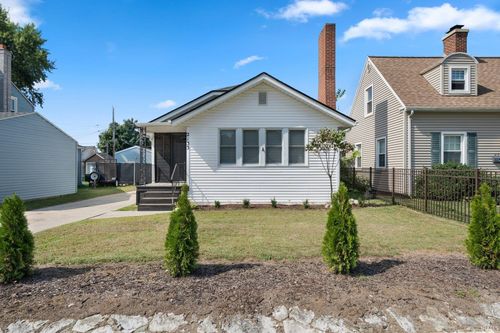 2133 Parkview Pl, South Bend, IN, 46616-2147 | Card Image