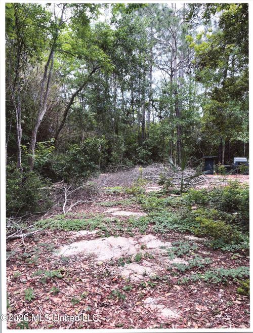 6300 Point Porteaux Road, Ocean Springs, MS, 39564 | Card Image