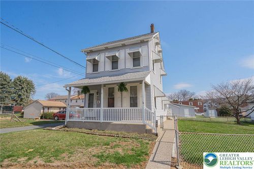 115 Macungie Ave, Emmaus, PA, 18049-2214 | Card Image