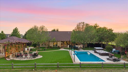 111 Axis Trl, Bastrop, TX, 78602-3225 | Card Image