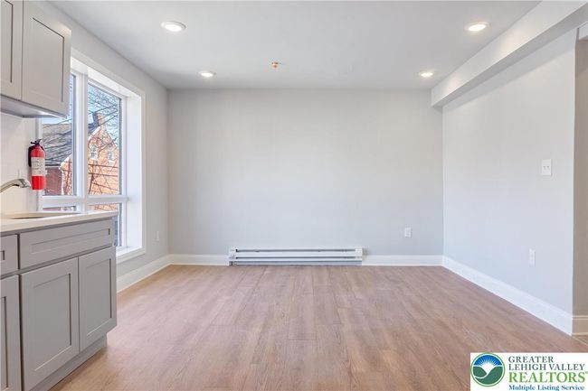 827 W Linden St, Condo with 11 bedrooms, 8 bathrooms and 3 parking in Allentown PA | Image 37