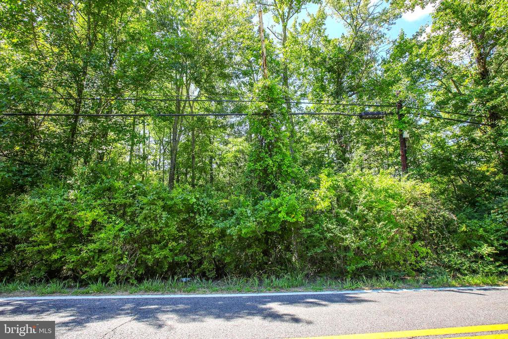 Land in ACCOKEEK