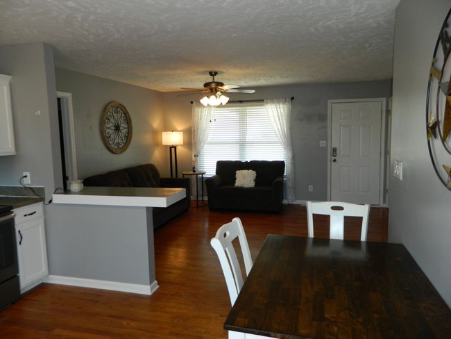 1340 Chucker Dr, House other with 3 bedrooms, 2 bathrooms and 1 parking in Clarksville TN | Image 4